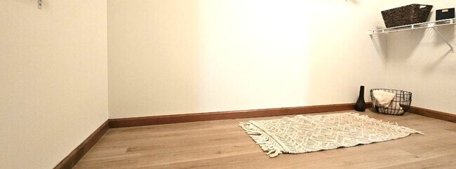 Building Photo - 25 Washington St