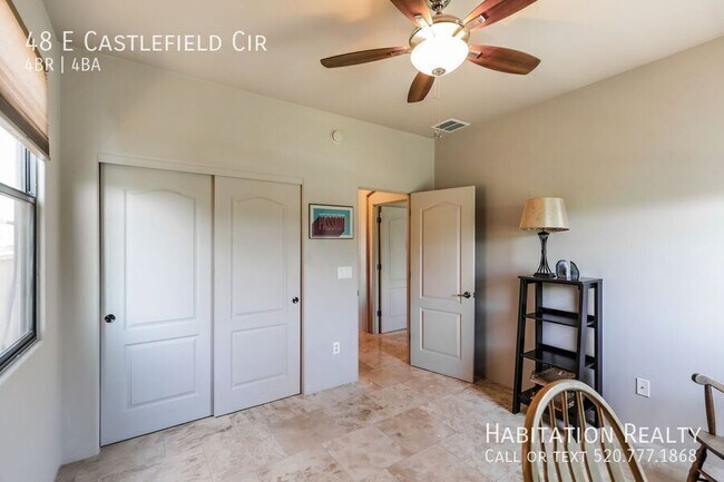 Building Photo - 48 E Castlefield Cir