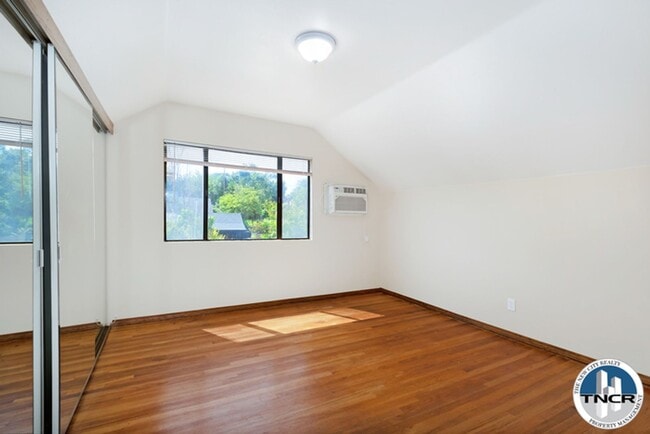 Building Photo - Delightful 4 Bedroom | 2 Bath