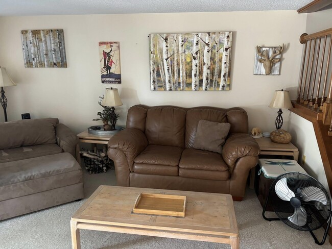 Building Photo - 6A Crestview Ln