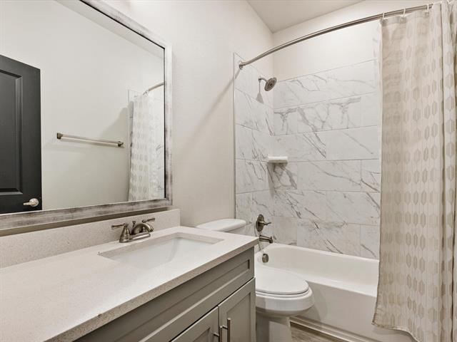 Building Photo - 3312 Santee St