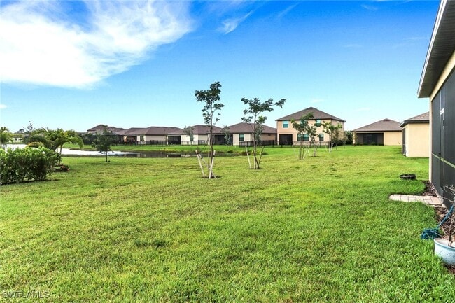 Building Photo - 3426 Menores Wy