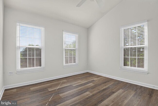 Building Photo - 13642 Flying Squirrel Dr