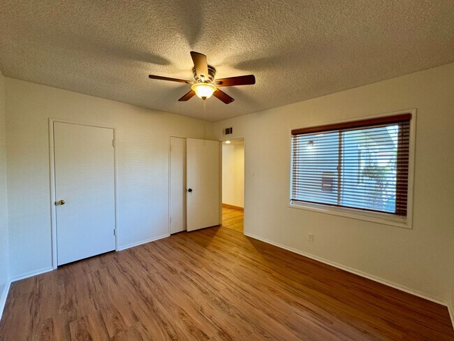 Building Photo - Charming 4-Bedroom Home on a Quiet Tree-Lined Street in Valley Glen