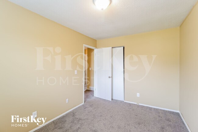 Building Photo - 10288 October Dr