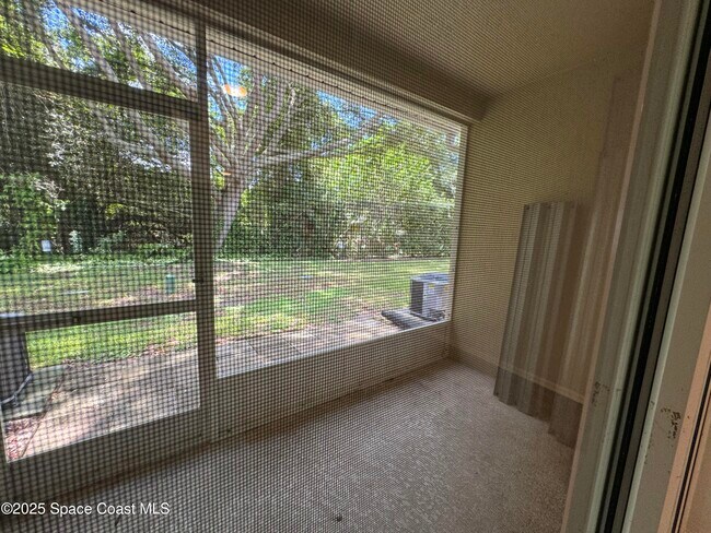 Building Photo - 1349 Hampton Park Ln
