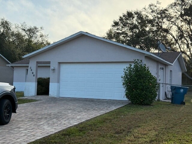 Building Photo - 5398 Colchester Ave