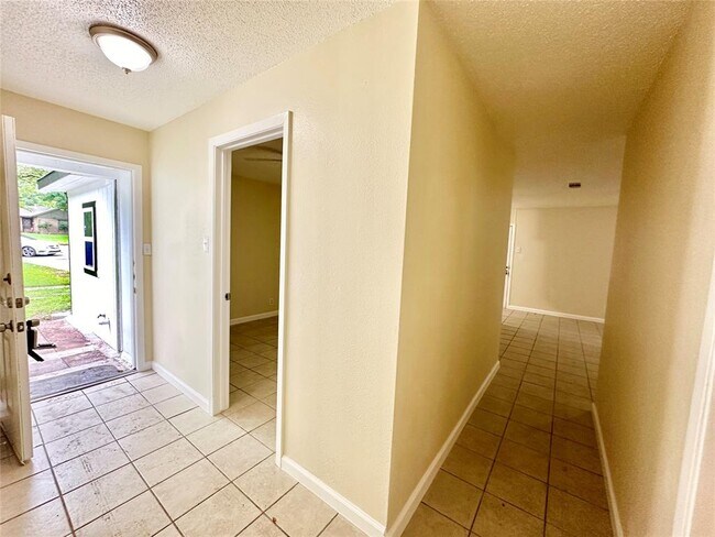 Building Photo - 5206 Regency Cove