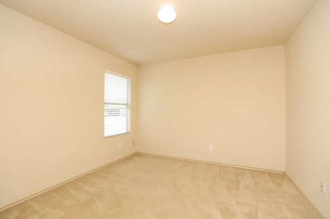 Building Photo - 20427 Shiloh Mist Ln