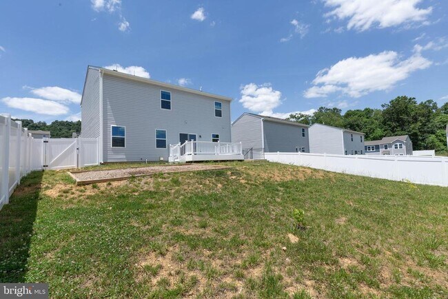 Building Photo - 37 Diving Scaup Rd