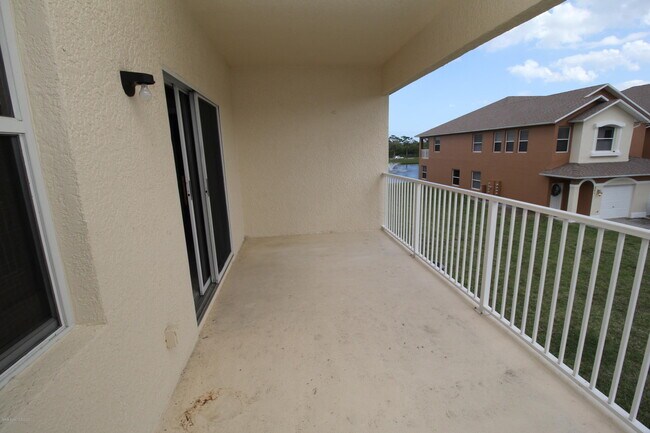 Building Photo - 1015 Venetian Dr