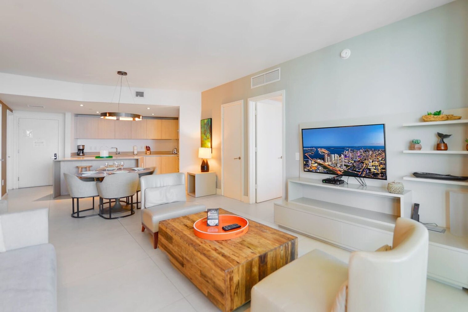 Building Photo - 4111 S Ocean Dr