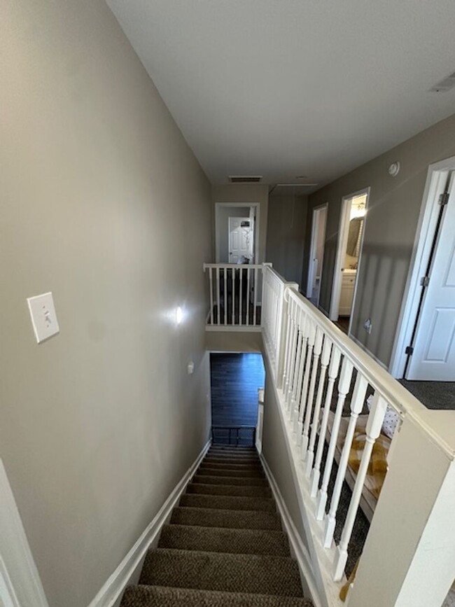 Building Photo - Wonderful Two Story Four Bedroom Home Clos...