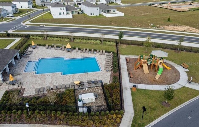 Building Photo - 1055 Papaya Cir.