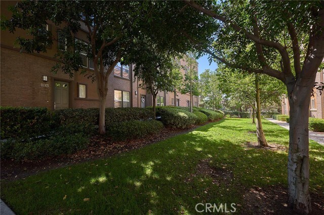 Building Photo - 1139 Elfstrom Dr