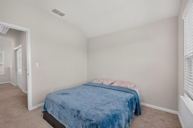 Building Photo - 6317 Marsh Ln