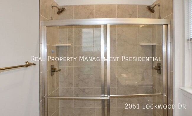 Building Photo - 2061 Lockwood Dr