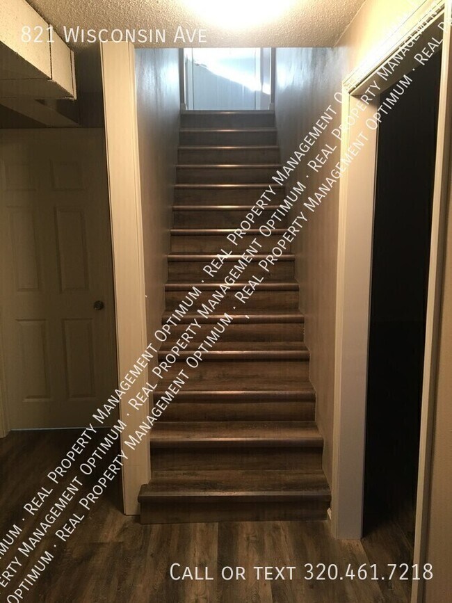 Building Photo - 821 Wisconsin Ave