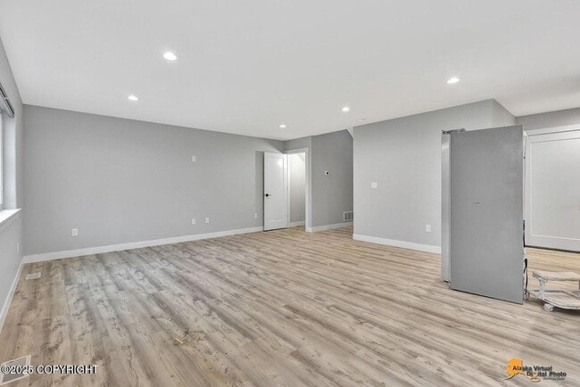 Building Photo - 623 AK-3