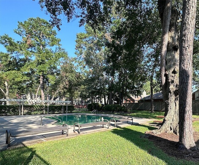 Building Photo - 3311 Golden Trails Dr