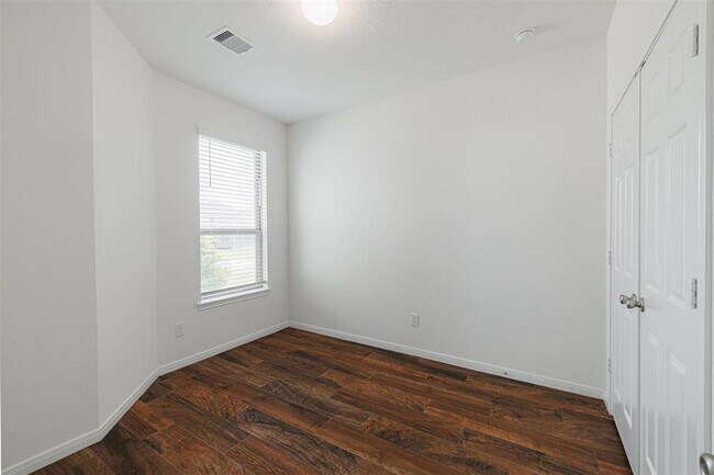 Building Photo - 20715 Westfield Grove Pl