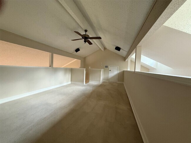 Building Photo - 2131 Greencove Ln