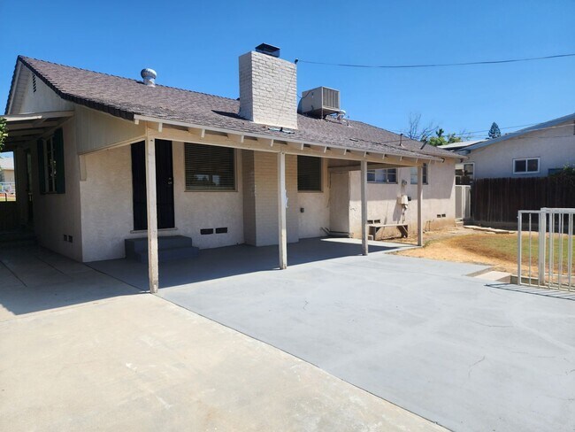 Building Photo - 1309 Telegraph Ave