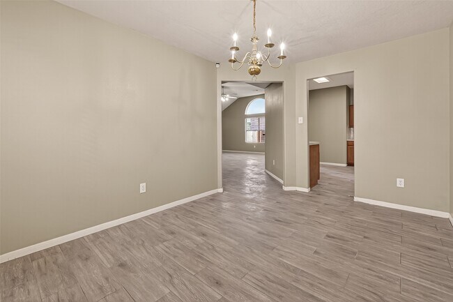 Building Photo - 19434 Brook Village Rd