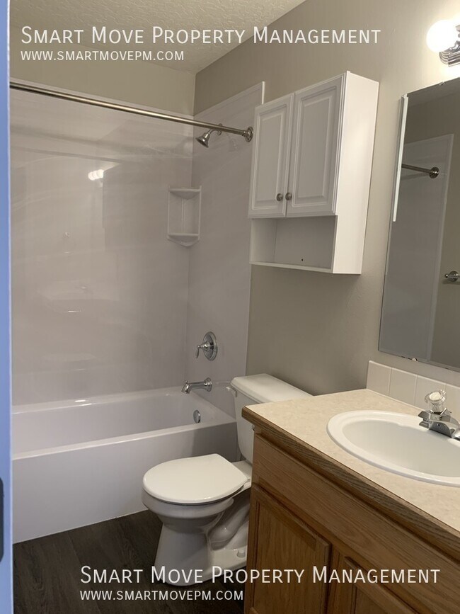 Building Photo - 6094 S Teak Way