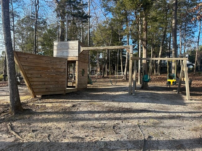 Building Photo - 609 Willowood Pkwy