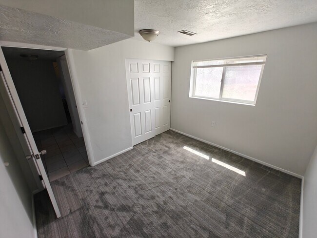 Building Photo - 3718 S 8200 W