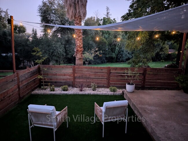 Primary Photo - 7882 Orange Ave
