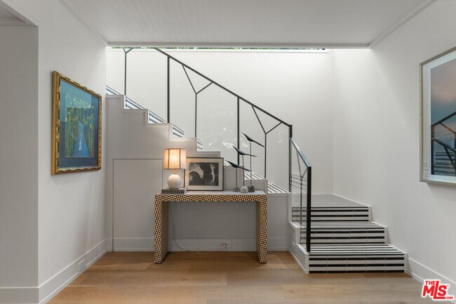 Building Photo - 929 Marco Pl