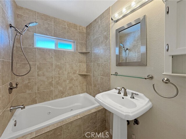 Building Photo - 33425 Spinnaker Dr N