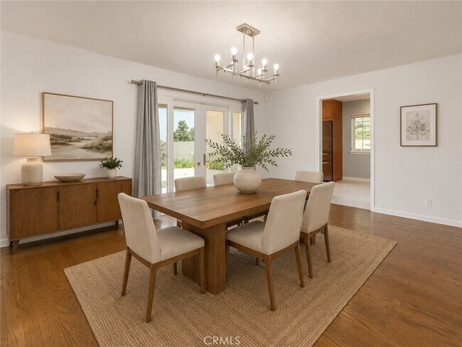 Building Photo - 8471 Vine Valley Dr