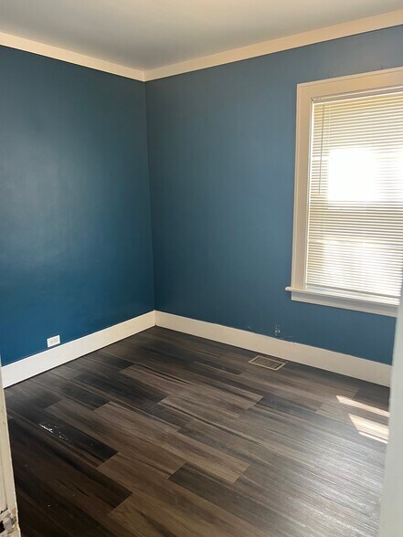 Bedroom 3 - 114 E 119th St