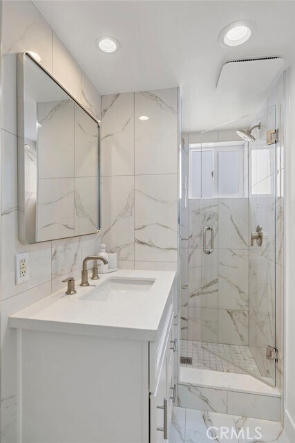 Building Photo - 1045 Gaviota Dr