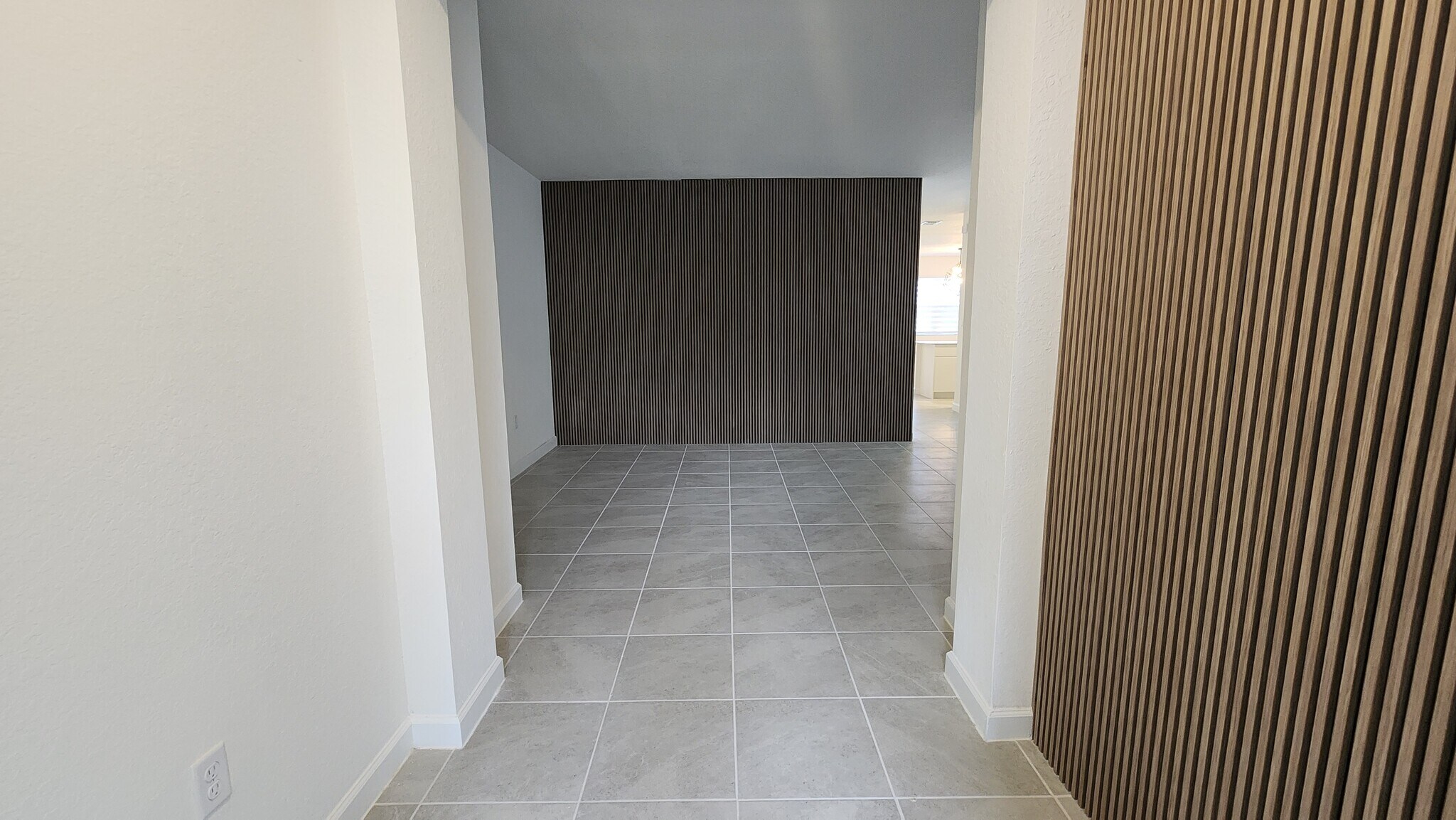 Building Photo - 2991 SE 23rd Ave