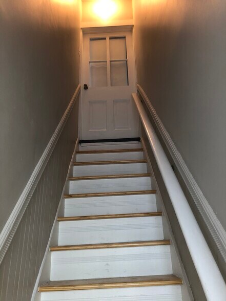 Building Photo - 1579 E 32nd St