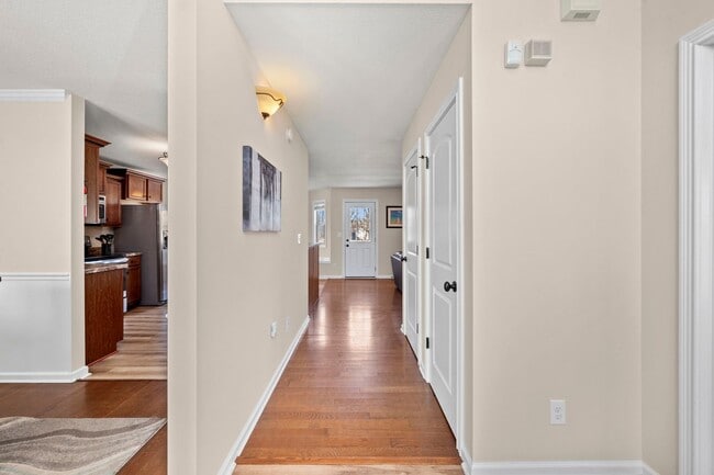 Building Photo - Spacious Living with a Private Primary Retreat!