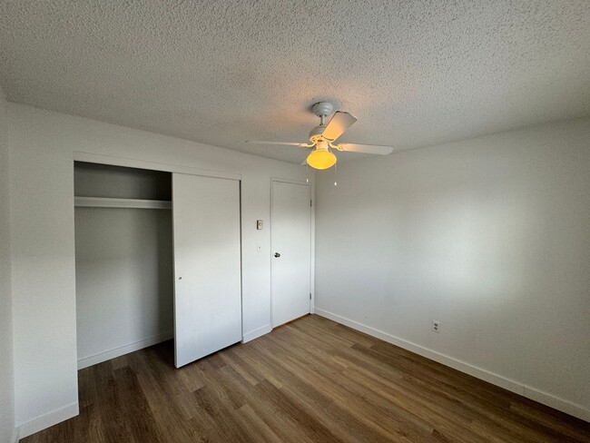 Building Photo - Stunning 2 Bed, 1 Bath w/ Laundry & AC in Lincoln Heights!