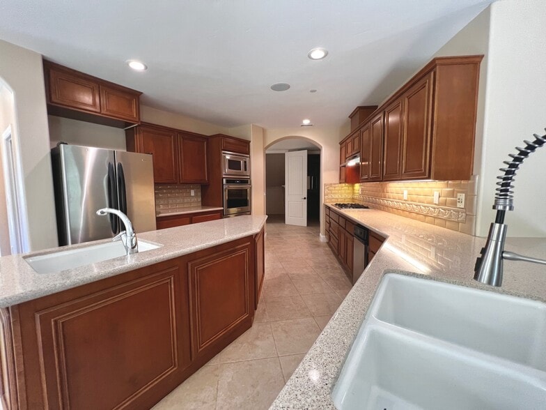 Building Photo - 4698 Granada Way