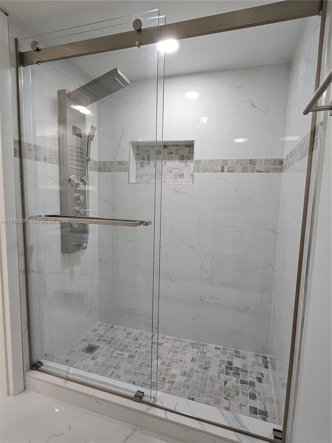 Building Photo - 3310 Meridian Way S