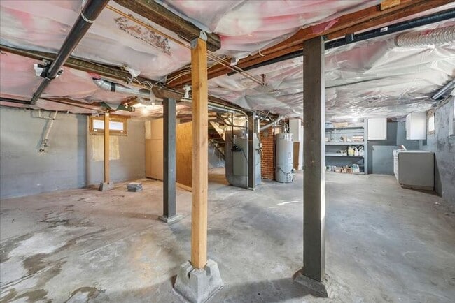 Building Photo - Charming Updated Home in SE Portland!