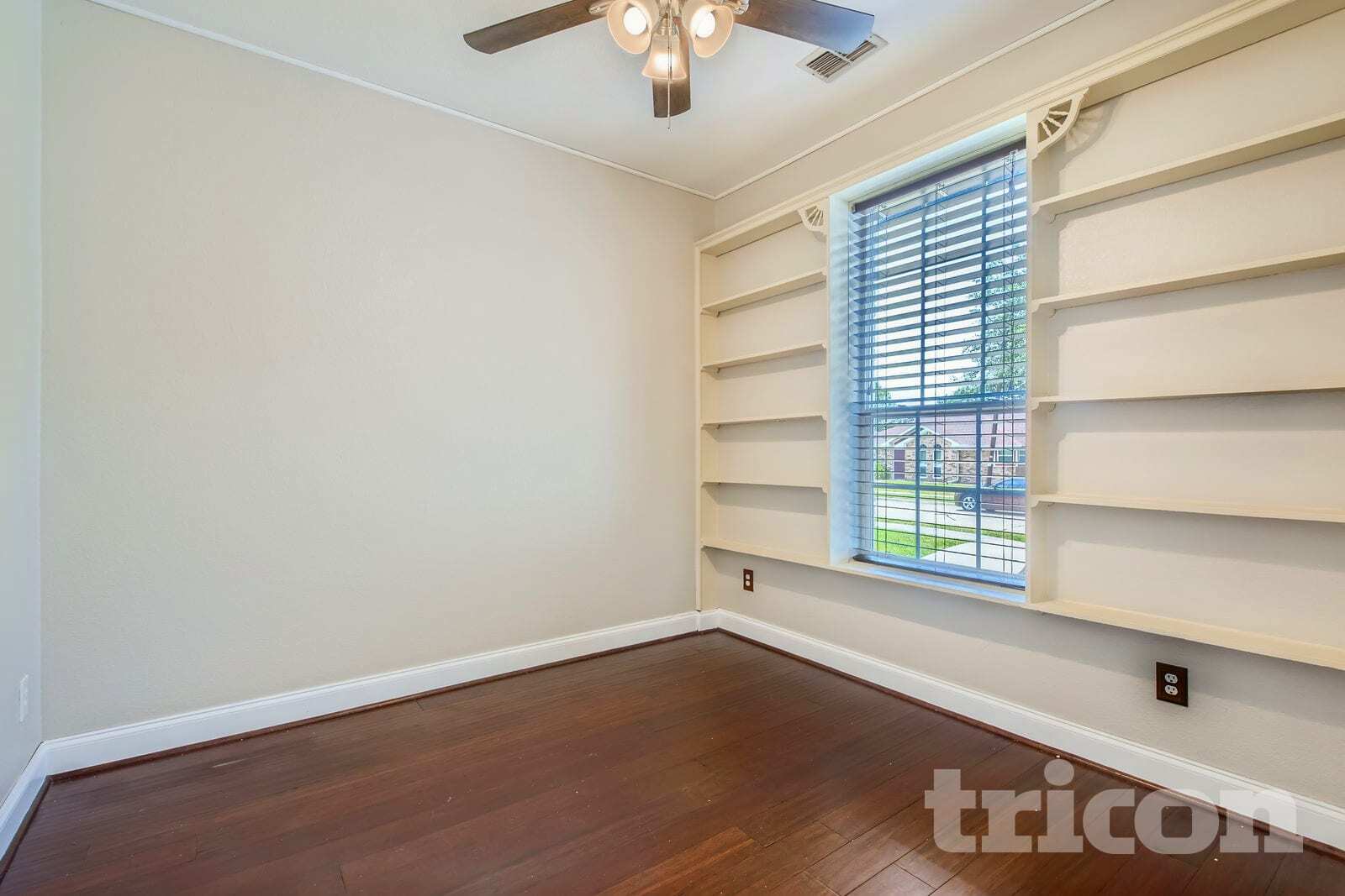 Building Photo - 709 Flagstone Way