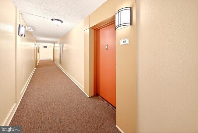 Building Photo - 60 S Van Dorn St