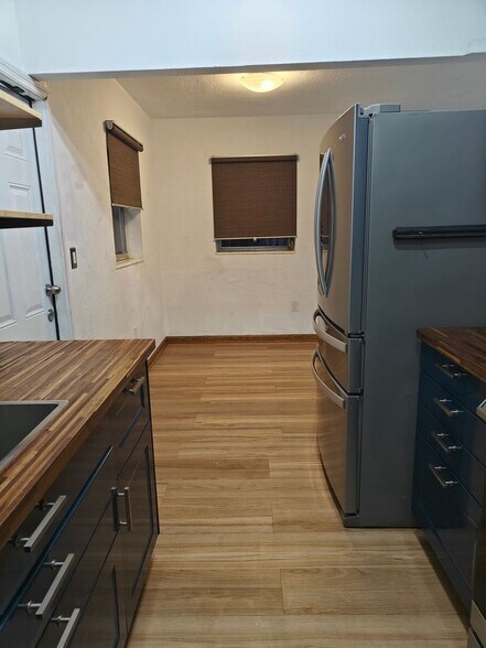 Building Photo - 76 NE 170th St