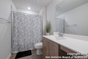 Building Photo - 724 Ft Leonard