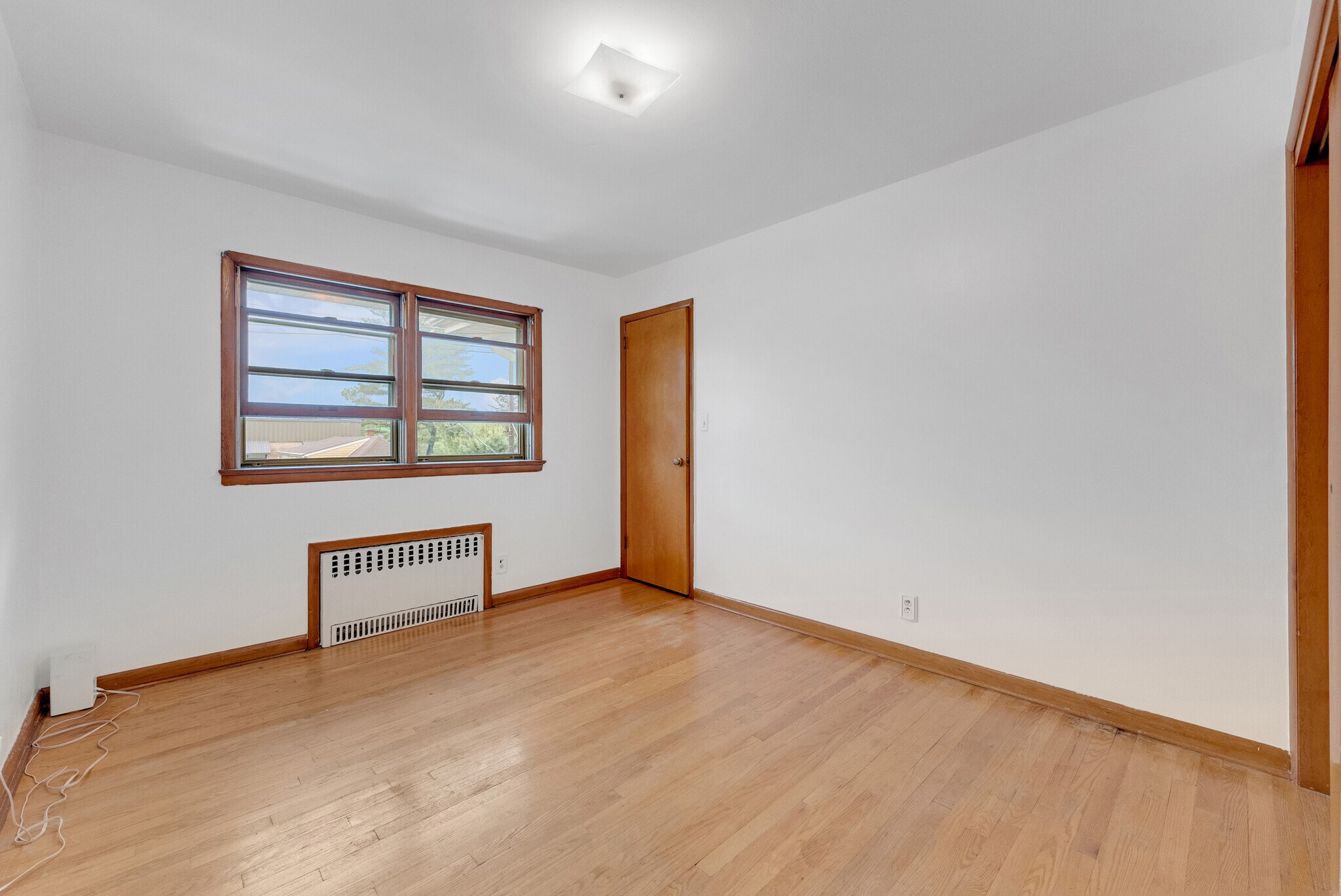 Building Photo - 480 N Midland Ave
