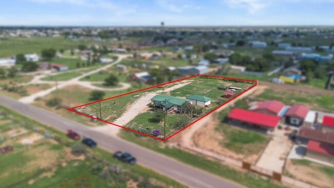 Building Photo - 4120 E Marigold St